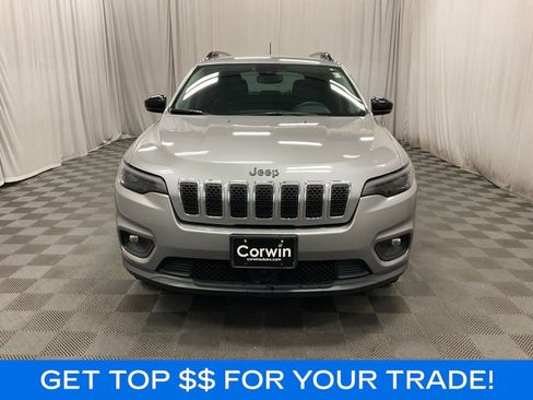 Used 2022 Jeep Cherokee Latitude Lux AWD/4WD image 3