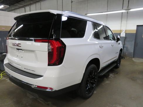 New 2026 GMC Yukon Elevation w/ Elevation Premium Package image 6