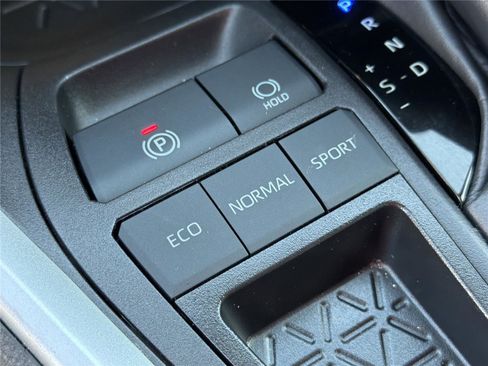 Used 2024 Toyota RAV4 XLE w/ Convenience Package image 30