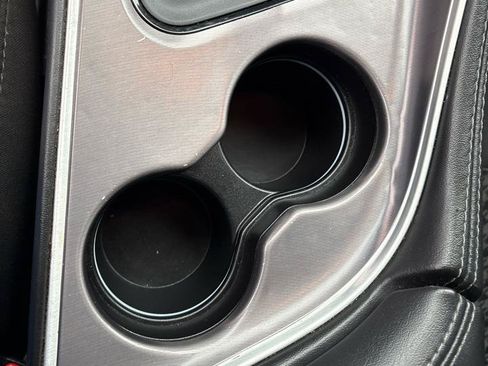 Used 2019 Dodge Challenger SXT w/ Blacktop Package RWD image 23