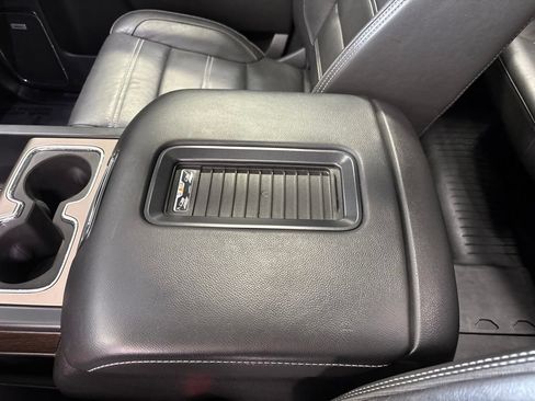 Used 2018 GMC Sierra 1500 Denali w/ Denali Ultimate Package AWD/4WD image 29