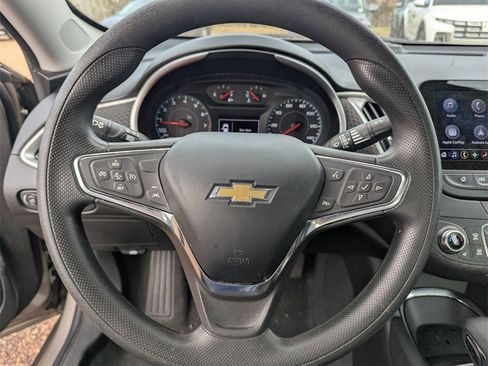 Used 2023 Chevrolet Malibu LT image 20