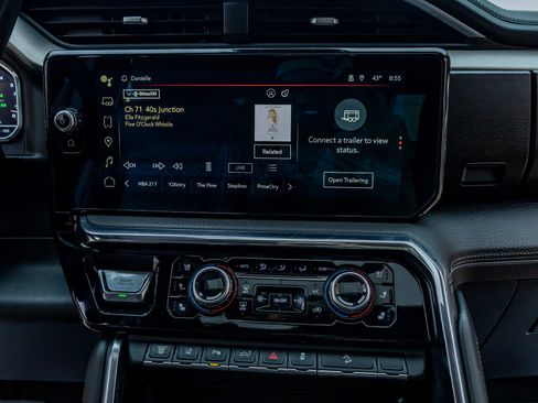 Used 2024 GMC Sierra 2500 Denali w/ Denali Reserve Package image 22