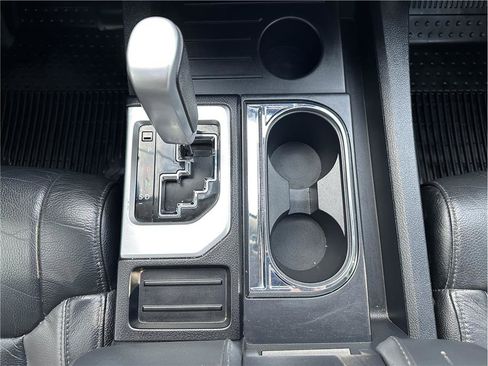 Used 2020 Toyota Tundra Limited image 26