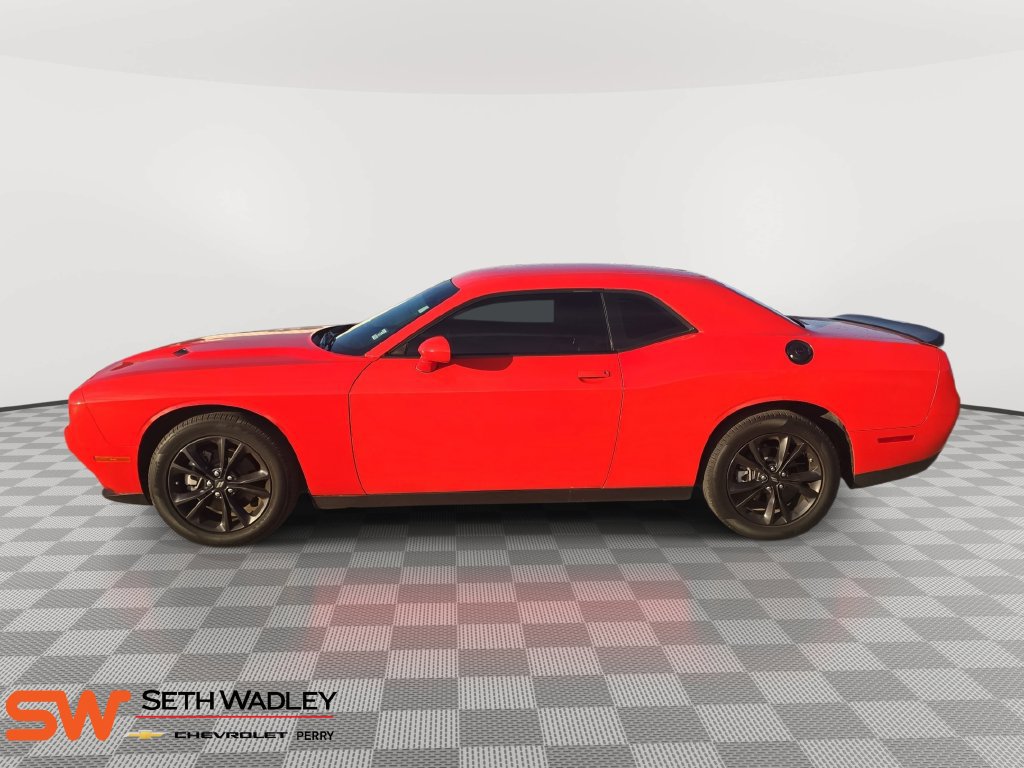 Used 2023 Dodge Challenger SXT w/ Blacktop Package AWD/4WD image 4