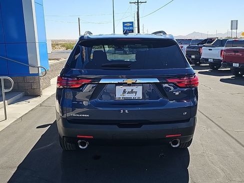 Used 2023 Chevrolet Traverse LT image 4