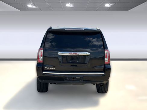 Used 2019 GMC Yukon Denali RWD image 10