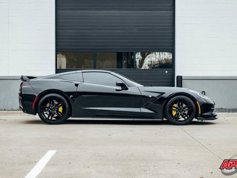 Used 2016 Chevrolet Corvette Stingray Coupe w/ 2LT Preferred Equipment Group image 17