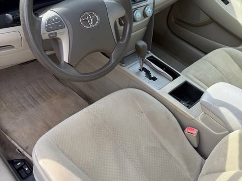 Used 2008 Toyota Camry LE image 5