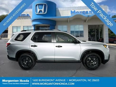 New 2026 Honda Pilot TrailSport image 7