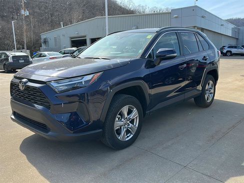 Certified 2025 Toyota RAV4 XLE image 3