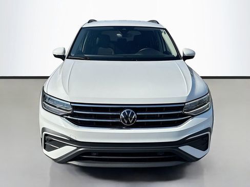 Used 2024 Volkswagen Tiguan S image 2