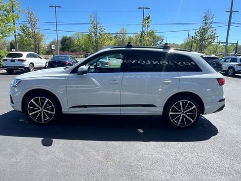 Used 2022 Audi Q7 Premium Plus AWD/4WD image 4