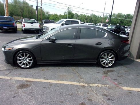 Used 2020 MAZDA MAZDA3 Sedan w/ Premium Package image 2