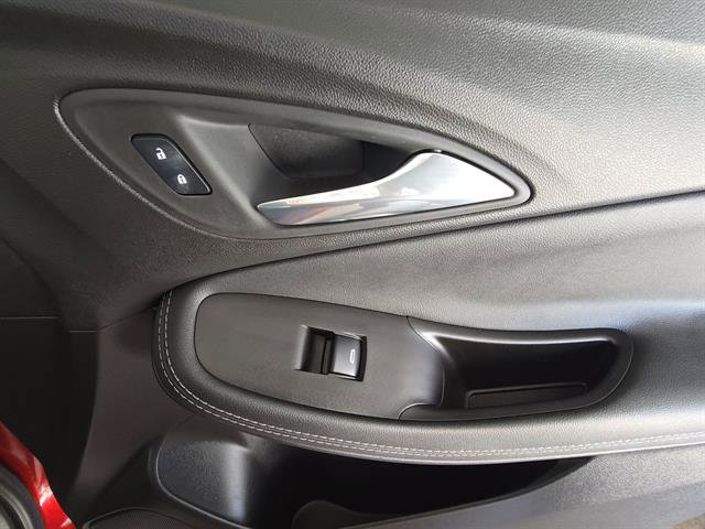 Used 2022 Buick Encore GX Select w/ Advanced Technology Package FWD image 16