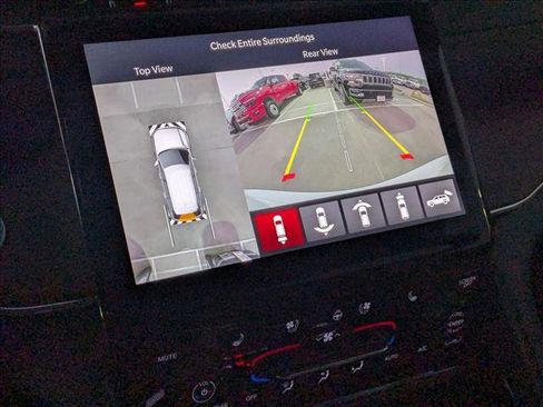 New 2025 Jeep Grand Cherokee Summit image 14