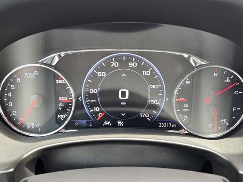 Used 2024 GMC Terrain Denali w/ Denali Premium Package AWD/4WD image 26