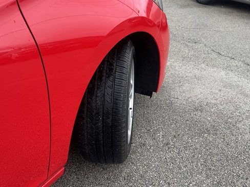 Used 2016 Chevrolet Cruze LT image 12