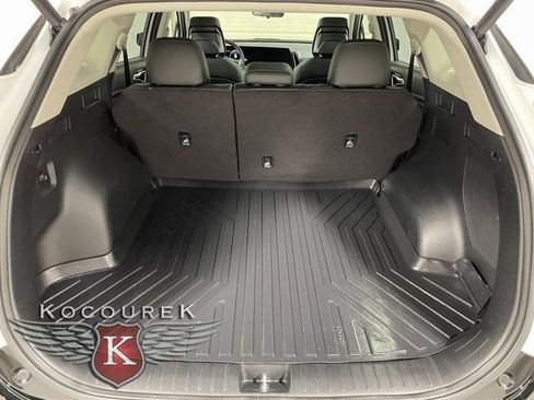 Used 2025 Kia Sportage SX image 24