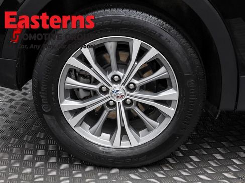 Used 2023 Buick Envision Preferred image 26