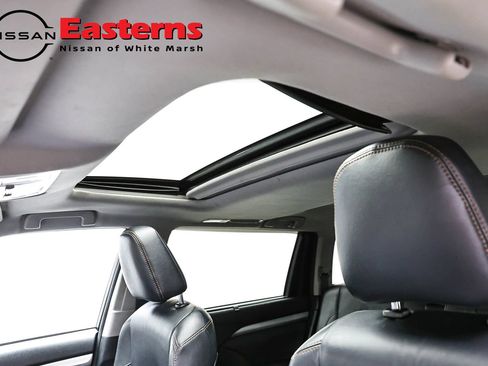 Used 2016 Toyota Highlander XLE AWD/4WD image 31