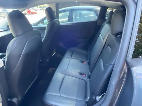 Used 2023 Tesla Model Y Long Range AWD/4WD image 8