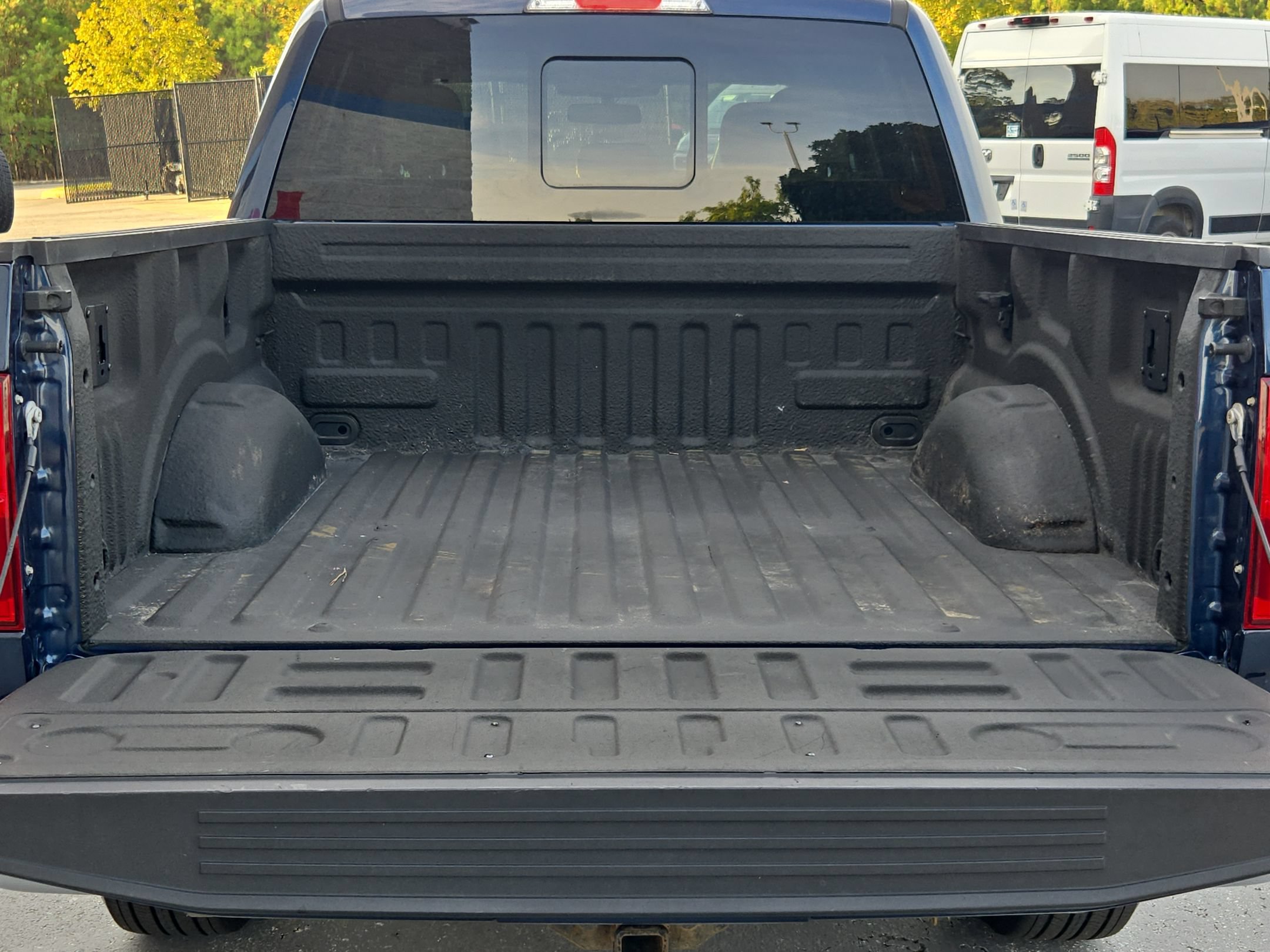 Used 2020 Ford F150 Lariat w/ Equipment Group 502A Luxury AWD/4WD image 18