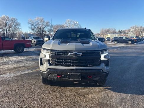 Used 2024 Chevrolet Silverado 1500 LT Trail Boss w/ LT Trail Boss Premium Package image 8