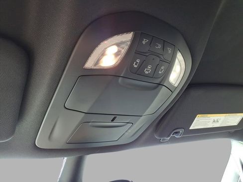 New 2026 Chrysler Pacifica Select image 20