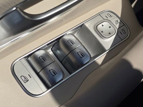 New 2026 Mercedes-Benz GLE 53 AMG 4MATIC Coupe image 29