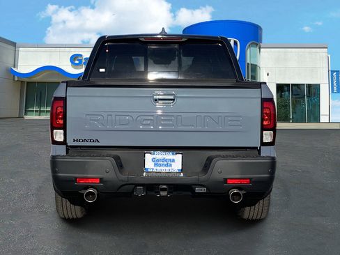 New 2026 Honda Ridgeline Black Edition image 5