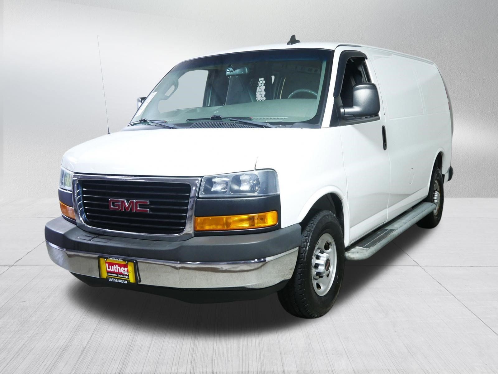 Used 2019 GMC Savana 2500 w/ Driver Convenience Package RWD image 3