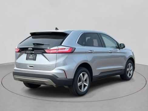 Used 2022 Ford Edge SEL w/ Convenience Package AWD/4WD image 4