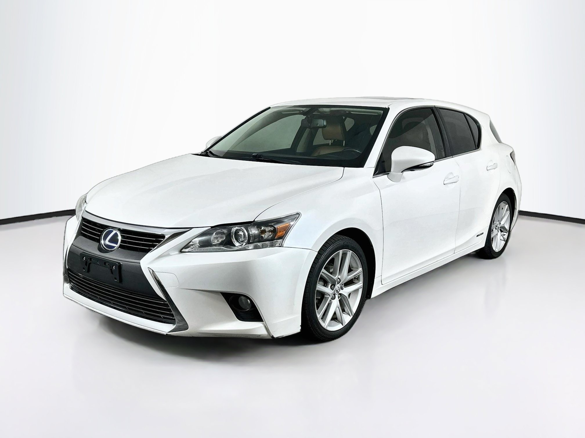 Used 2016 Lexus CT 200h w/ Seat Comfort Package FWD image 3