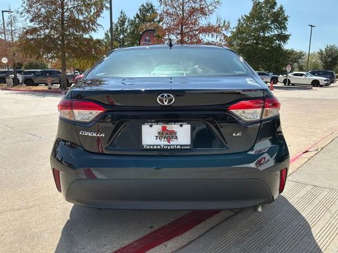 Used 2026 Toyota Corolla LE FWD image 7
