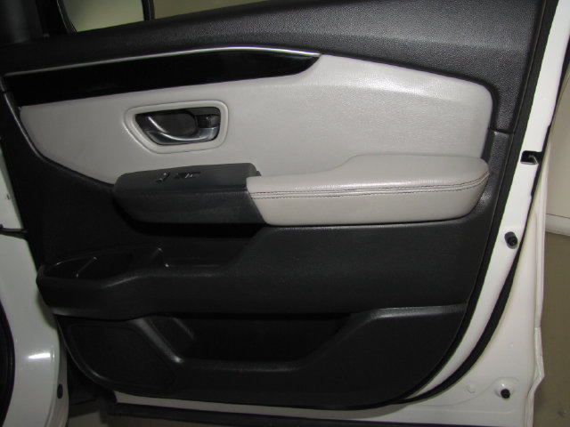 Certified 2024 Honda Pilot Touring image 44