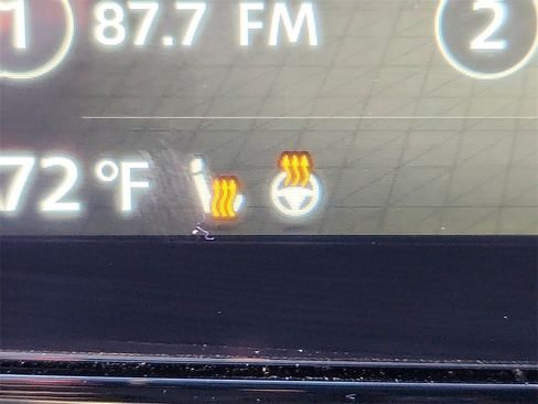 Used 2023 Nissan Ariya FWD image 25