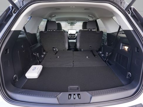 New 2026 Ford Explorer Active image 17