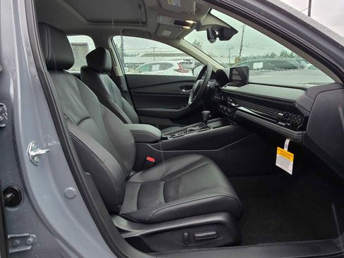New 2025 Honda Accord EX-L image 10
