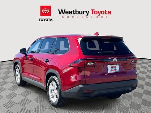 Certified 2025 Toyota Grand Highlander FWD image 6