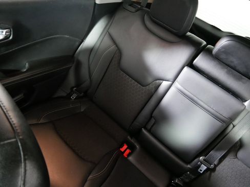 Used 2018 Jeep Compass Latitude w/ Popular Equipment Group image 12