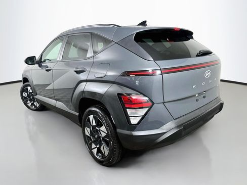 Used 2024 Hyundai Kona SEL AWD/4WD image 5
