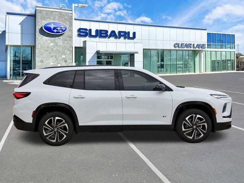 Used 2026 Buick Enclave Sport Touring w/ Power Package FWD image 7