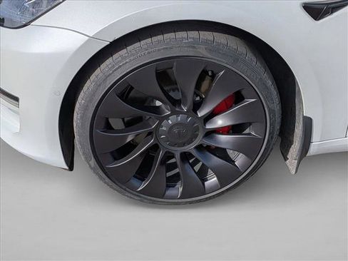 Used 2022 Tesla Model 3 Performance image 15