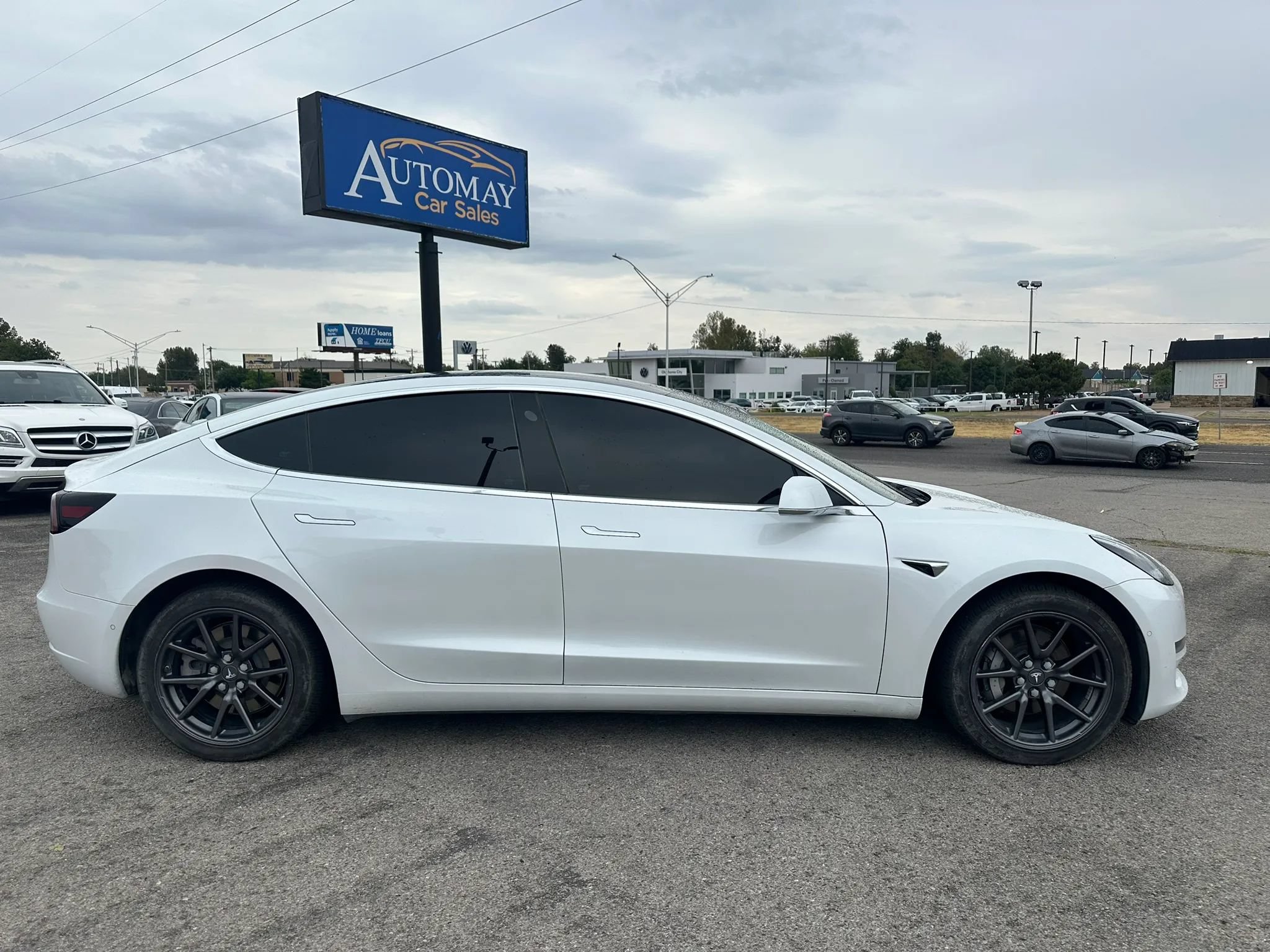 Used 2020 Tesla Model 3 Long Range AWD/4WD image 5