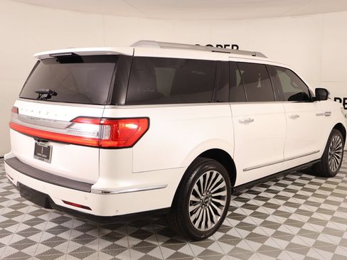 Used 2019 Lincoln Navigator L Reserve AWD/4WD image 23