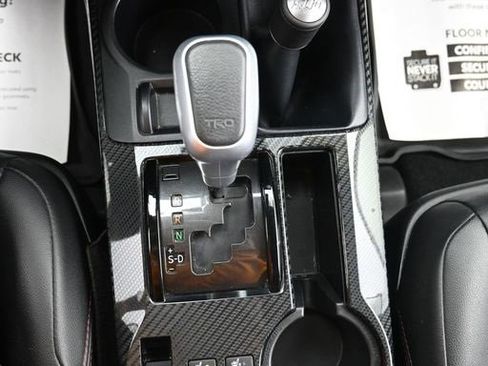 Used 2022 Toyota 4Runner TRD Off-Road Premium image 27