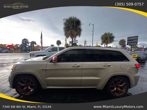 Used 2018 Jeep Grand Cherokee Trackhawk w/ Trailer Tow Group IV image 7