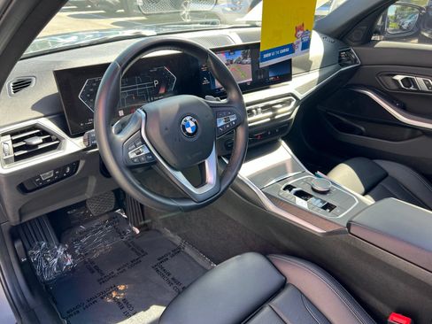 Used 2023 BMW 330i Sedan w/ Driving Assistance Package RWD image 28