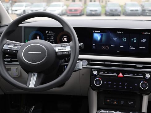 Used 2025 Hyundai Tucson Blue image 24